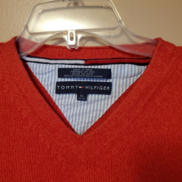 Tommy Hilfiger Sweater XL - Picture 4 of 4